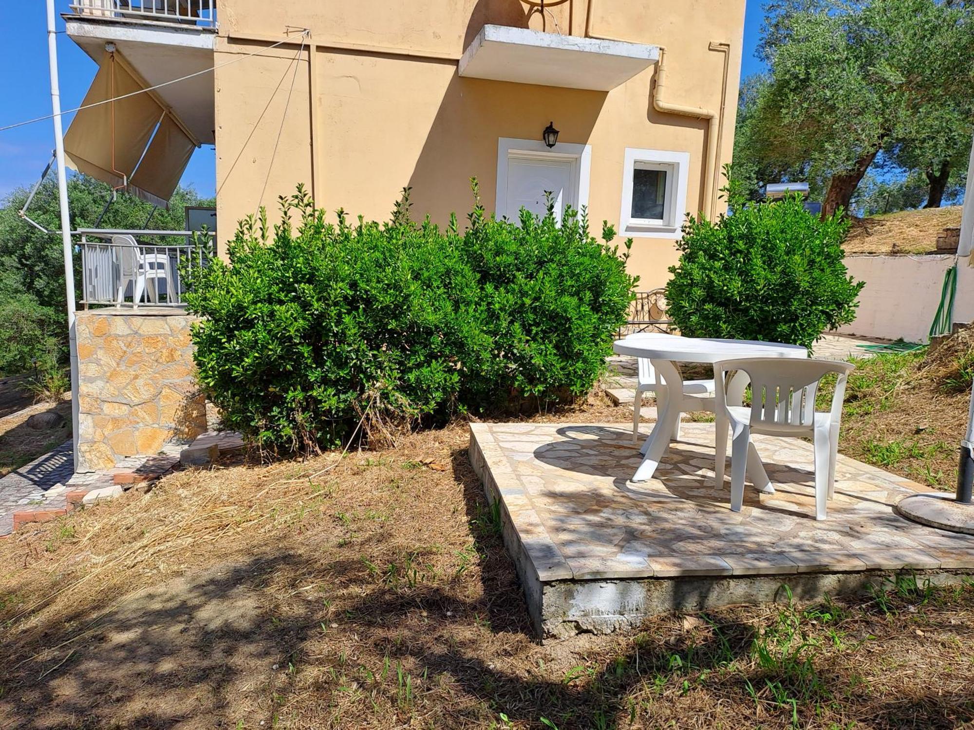 Διαμερίσματα Ευριδίκη Μεσογγή Εξωτερικό φωτογραφία